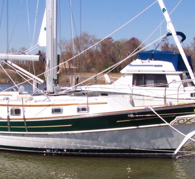 SOLD Spring 2015 – 2005 Gozzard 37B Hull #16 “Dream On”