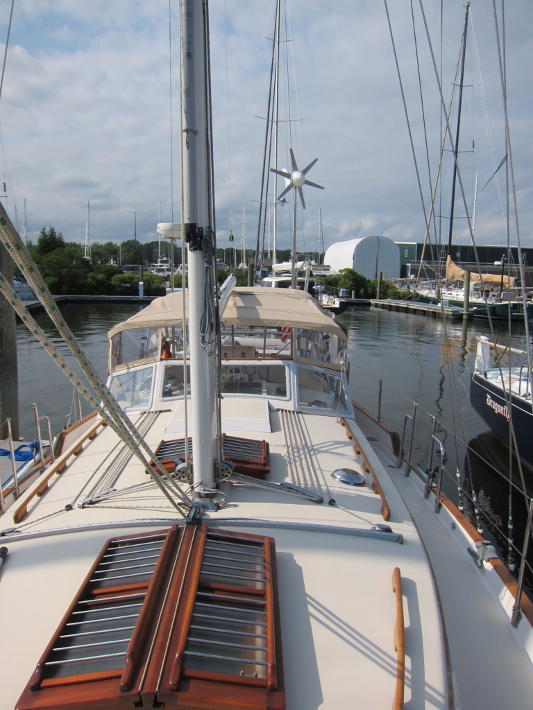 Sofia-Rey-Bow-Looking-Aft
